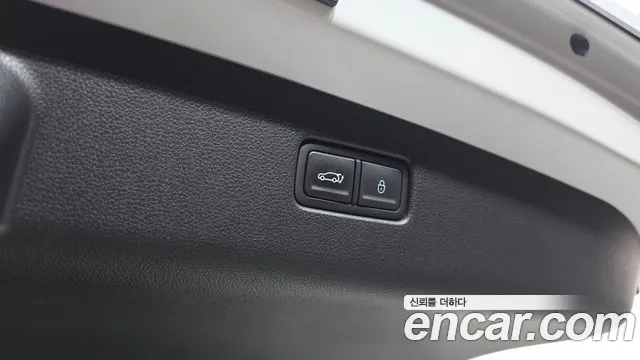 Genesis GV70 2.5T Бензин AWD — Фото автомобиля 14