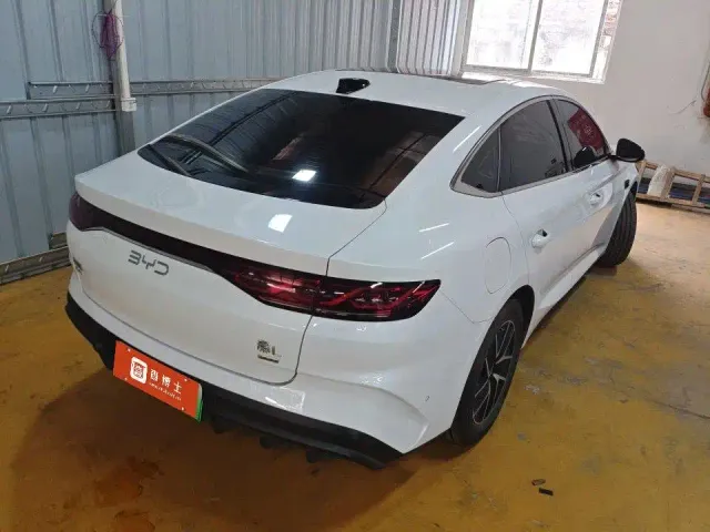 BYD Qin L — Фото автомобиля 4