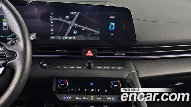 Hyundai Avante CN7 — Фото автомобиля 14