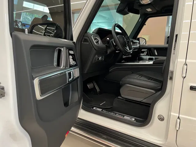 Mercedes-Benz G-Class — Фото автомобиля 9
