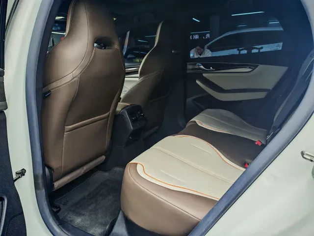 BYD Qin PLUS — Фото автомобиля 4