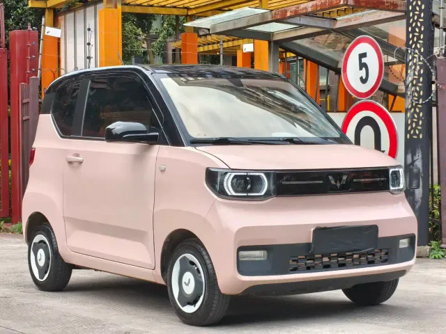 Wuling Hongguang Mini EV — Фото автомобиля 3