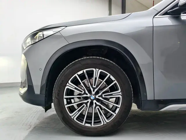 BMW X1 — Фото автомобиля 7