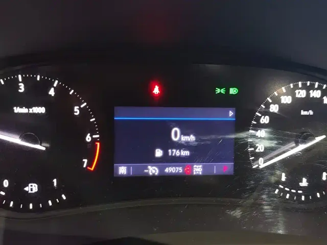 Buick Enclave — Фото автомобиля 4
