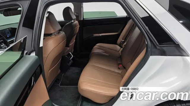 Hyundai Grandeur GN7 — Фото автомобиля 16