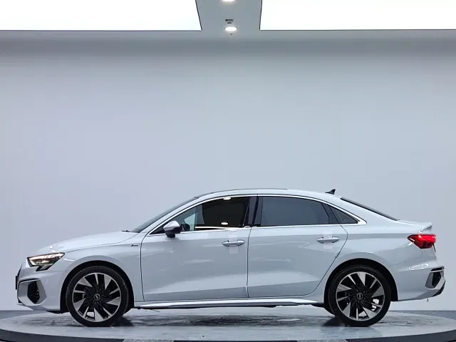 Audi A3 — Фото автомобиля 5
