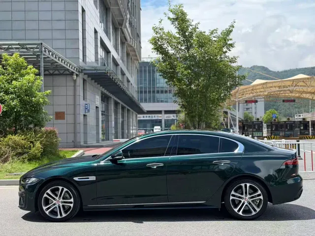 Jaguar XEL — Фото автомобиля 13