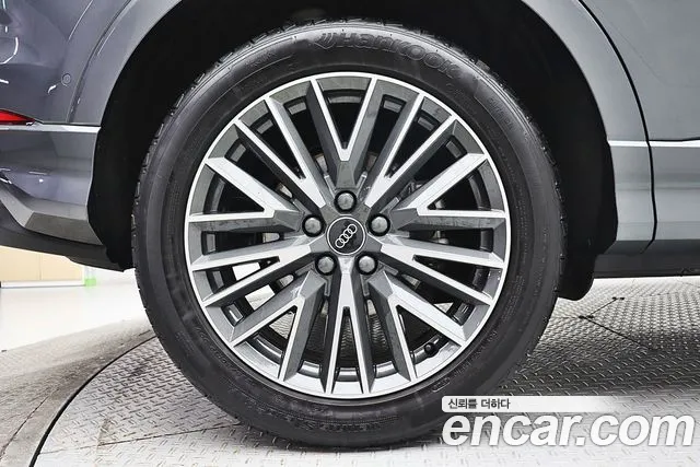Audi Q3 F3 — Фото автомобиля 8