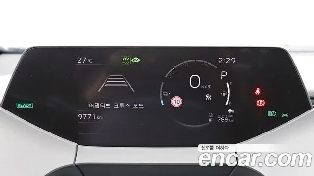 Toyota Prius Generation 5 — Фото автомобиля 8
