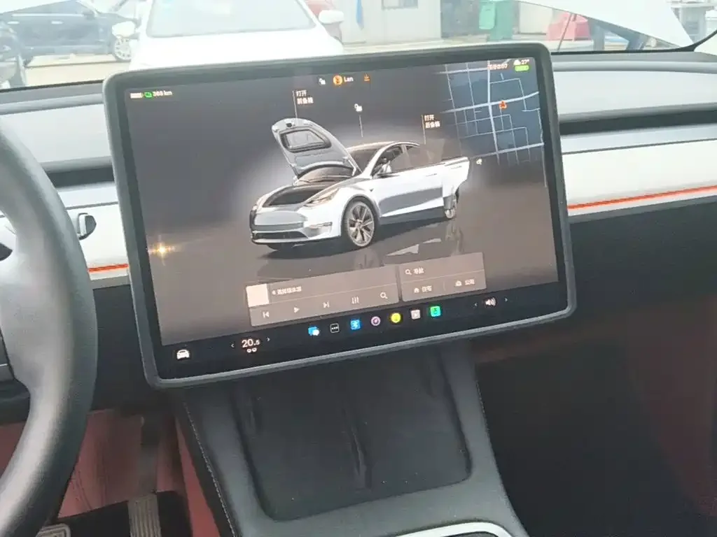 Tesla Model Y 2024 Rear-Wheel Drive Version — Фото автомобиля 12