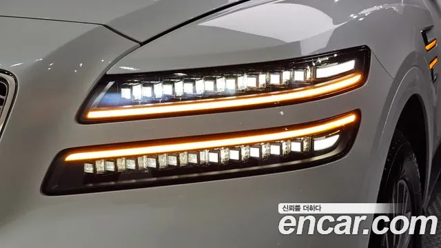 Genesis GV80 2.5T Бензин AWD — Фото автомобиля 20