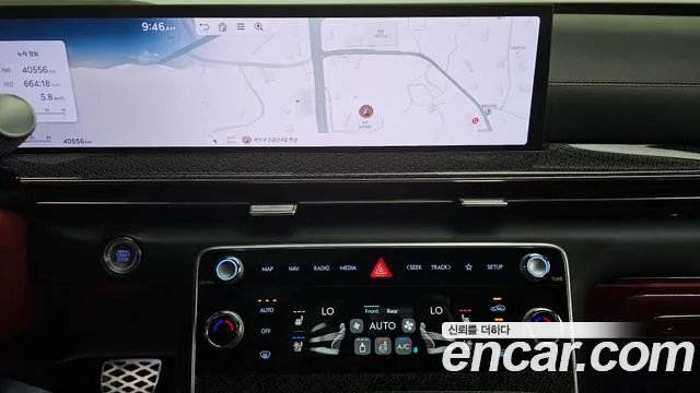 Genesis GV80 — Фото автомобиля 14