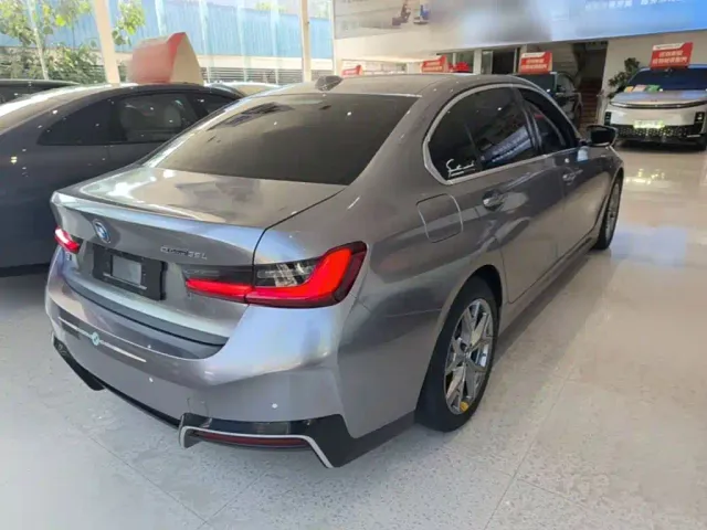 BMW i3 — Фото автомобиля 6