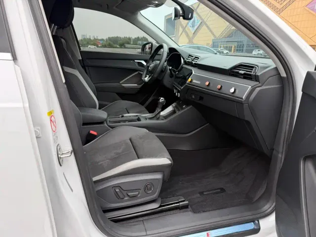 Audi Q3 — Фото автомобиля 15