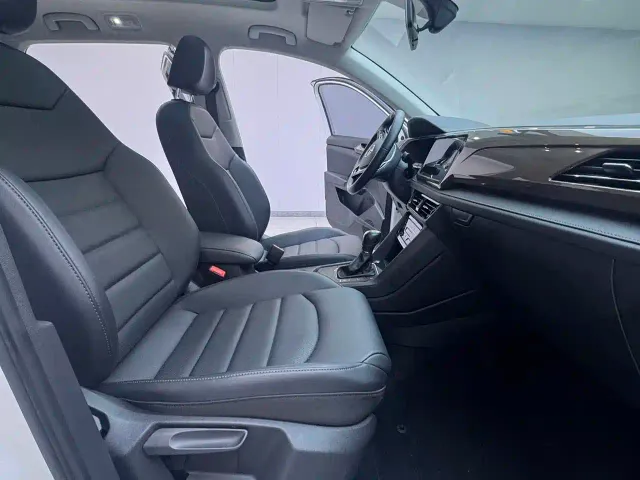 Volkswagen Tharu — Фото автомобиля 10