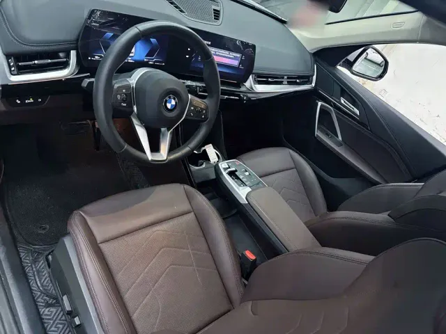 BMW X1 — Фото автомобиля 11
