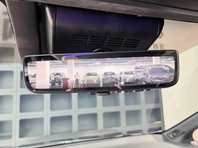 Toyota Alphard — Фото автомобиля 21