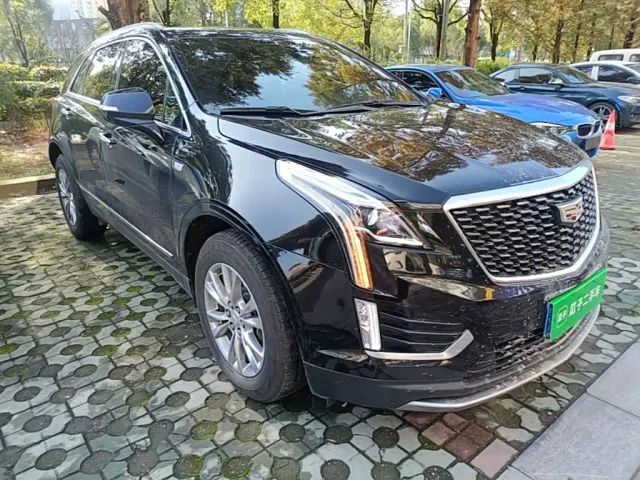 Cadillac XT5 — Фото автомобиля 3