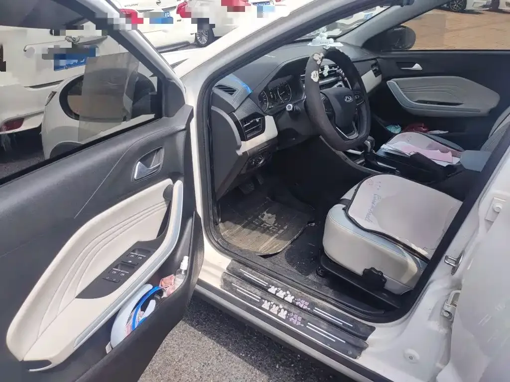 Chery Tiggo 3x 2022 Diamond Edition 1.5L CVT Elite — Фото автомобиля 12