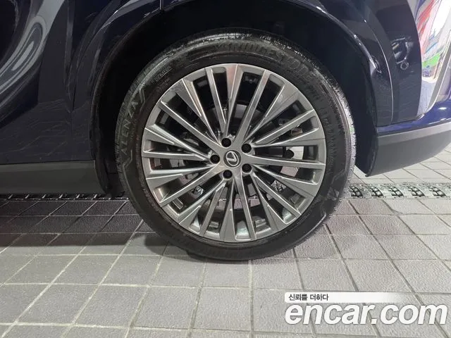 Lexus RX RX350h 5th Gen — Фото автомобиля 19