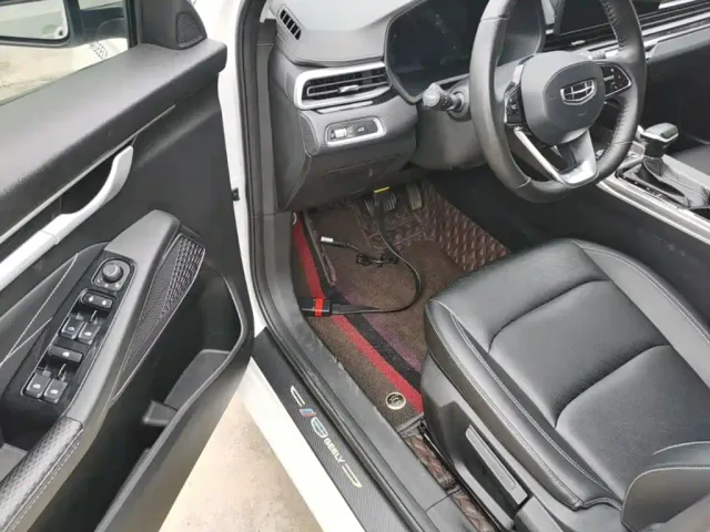 Geely Emgrand — Фото автомобиля 15