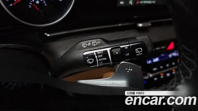 Kia Carnival Generation 4 — Фото автомобиля 18