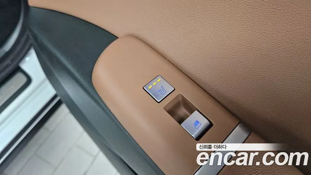 Hyundai Grandeur GN7 — Фото автомобиля 18