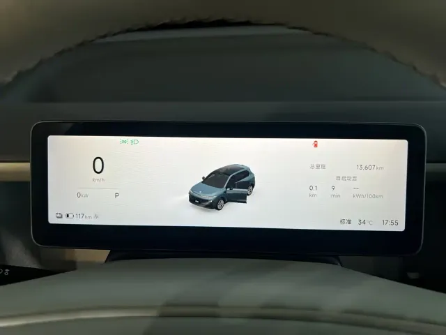 Leapmotor B10 — Фото автомобиля 8