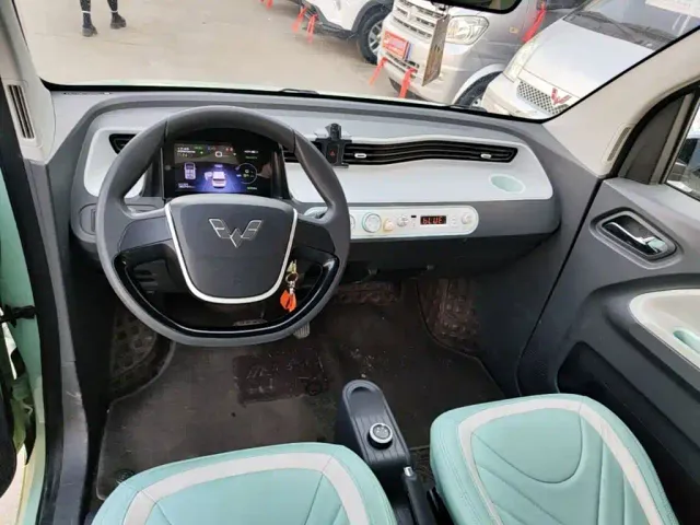 Wuling Hongguang Mini EV — Фото автомобиля 9