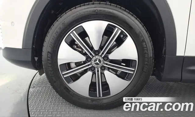 Mercedes-Benz EQB X243 — Фото автомобиля 5