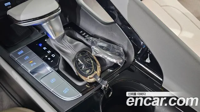 Hyundai AVANTE Новый Avante (CN7) — Фото автомобиля 15
