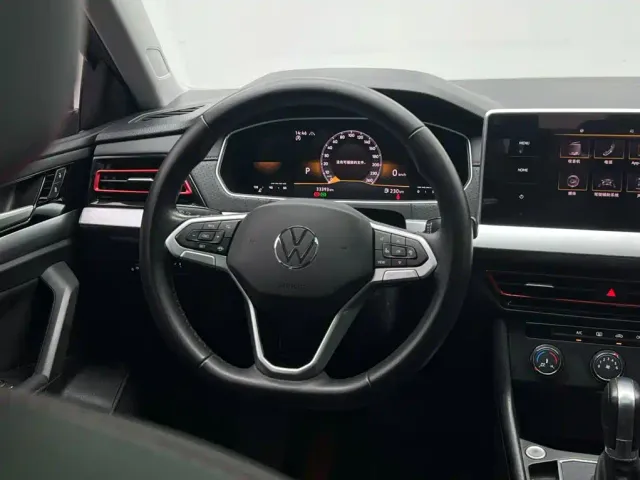 Volkswagen Lavida — Фото автомобиля 19