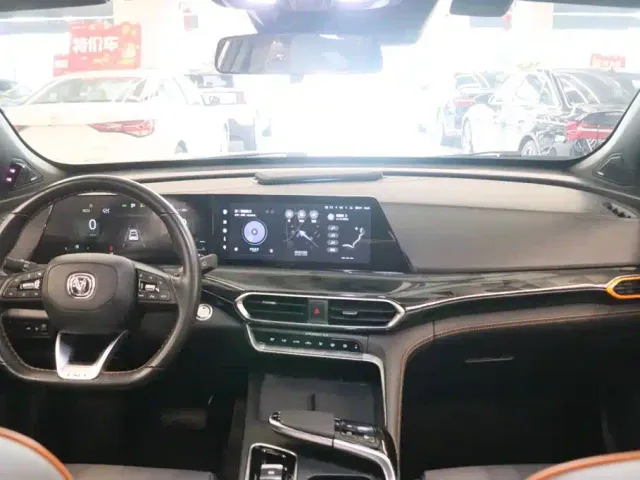 Changan UNI-T — Фото автомобиля 5