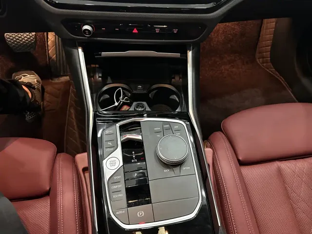 BMW 3 Series — Фото автомобиля 11