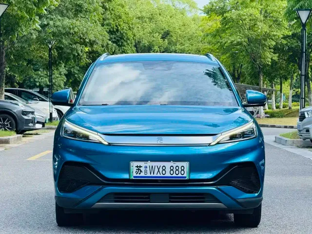 BYD Yuan PLUS — Фото автомобиля 2