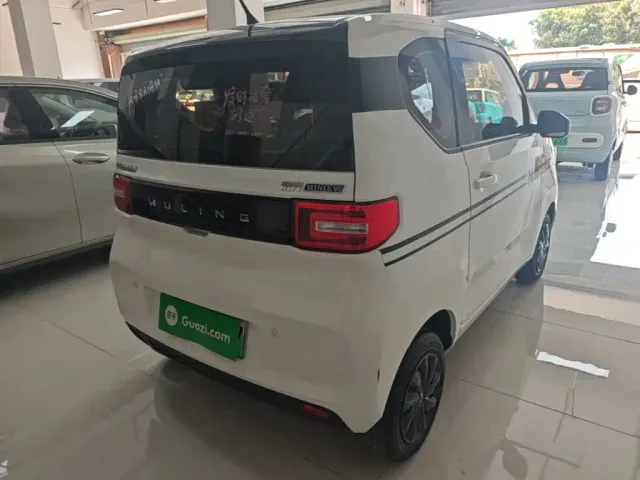 Wuling Hongguang Mini EV — Фото автомобиля 6