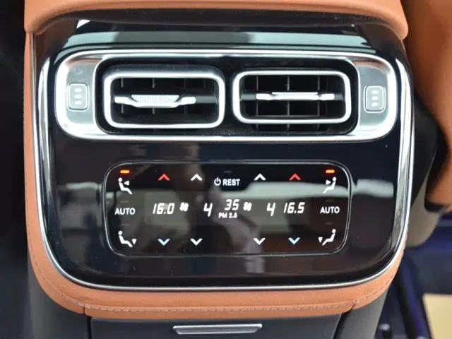 Mercedes-Benz S-Class — Фото автомобиля 9