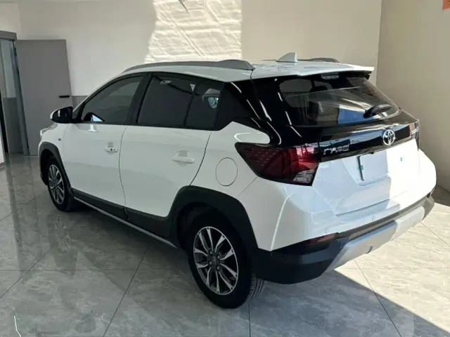 Toyota YARiS L Zhi Xuan — Фото автомобиля 4