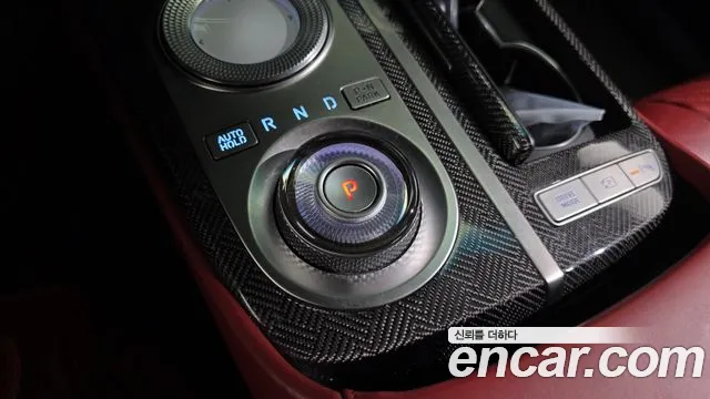 Genesis G80 Бензин 2.5 турбо AWD — Фото автомобиля 8