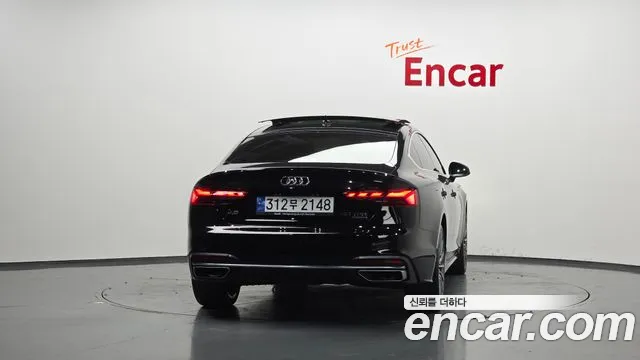 Audi A5 — Фото автомобиля 4