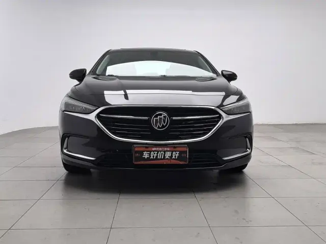 Buick LaCrosse — Фото автомобиля 3