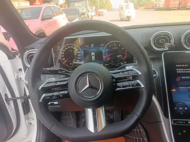 Mercedes-Benz C-Class — Фото автомобиля 10