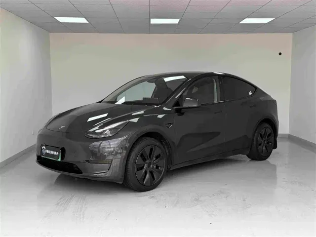 Фотография автомобиля — Tesla Model Y