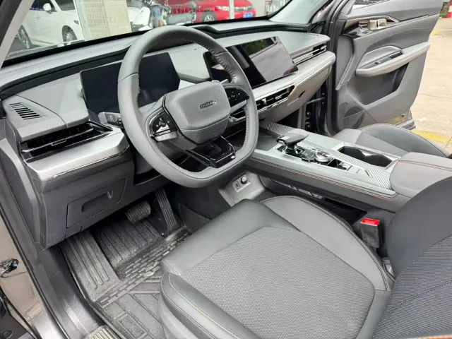 Changan Z6 — Фото автомобиля 10