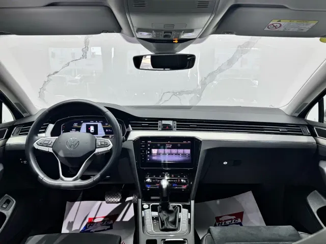 Volkswagen Weilan 2021 2.0T Smooth Ride Edition — Фото автомобиля 9