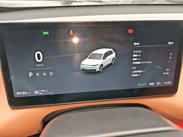 Leapmotor C10 — Фото автомобиля 11