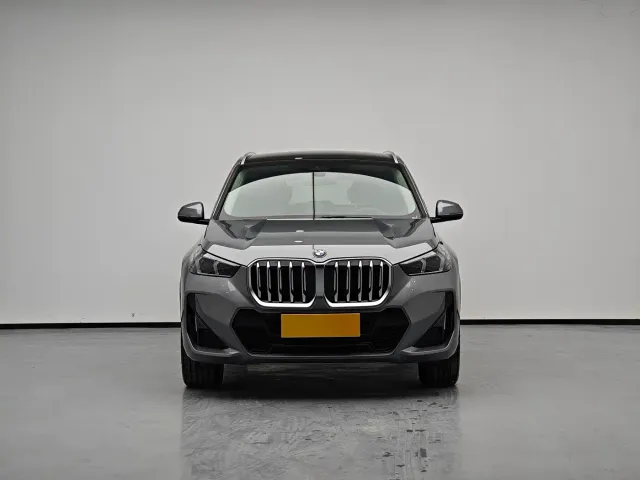 BMW X1 — Фото автомобиля 2
