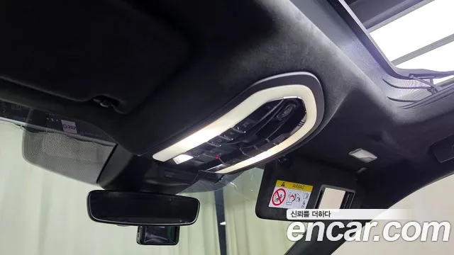 Porsche Macan — Фото автомобиля 25