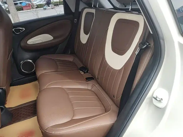 Wuling Bingo — Фото автомобиля 16