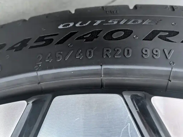 Audi E5 Sportback — Фото автомобиля 24